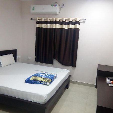 Hotel Indraprasth Balangir Extérieur photo