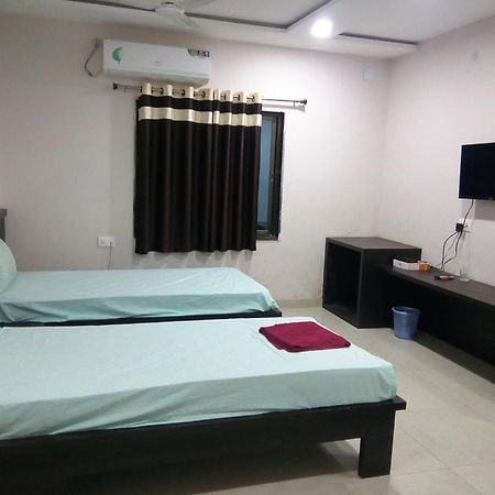Hotel Indraprasth Balangir Extérieur photo