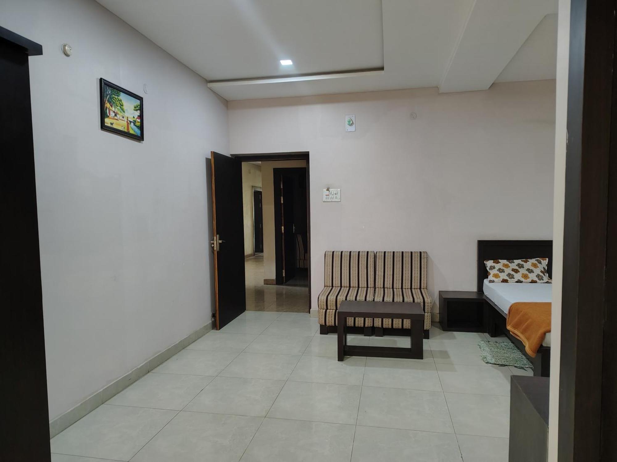 Hotel Indraprasth Balangir Extérieur photo